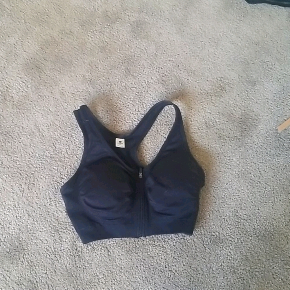 Sports bra
